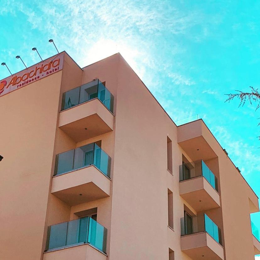 Residence Hotel Albachiara Rimini Exteriör bild
