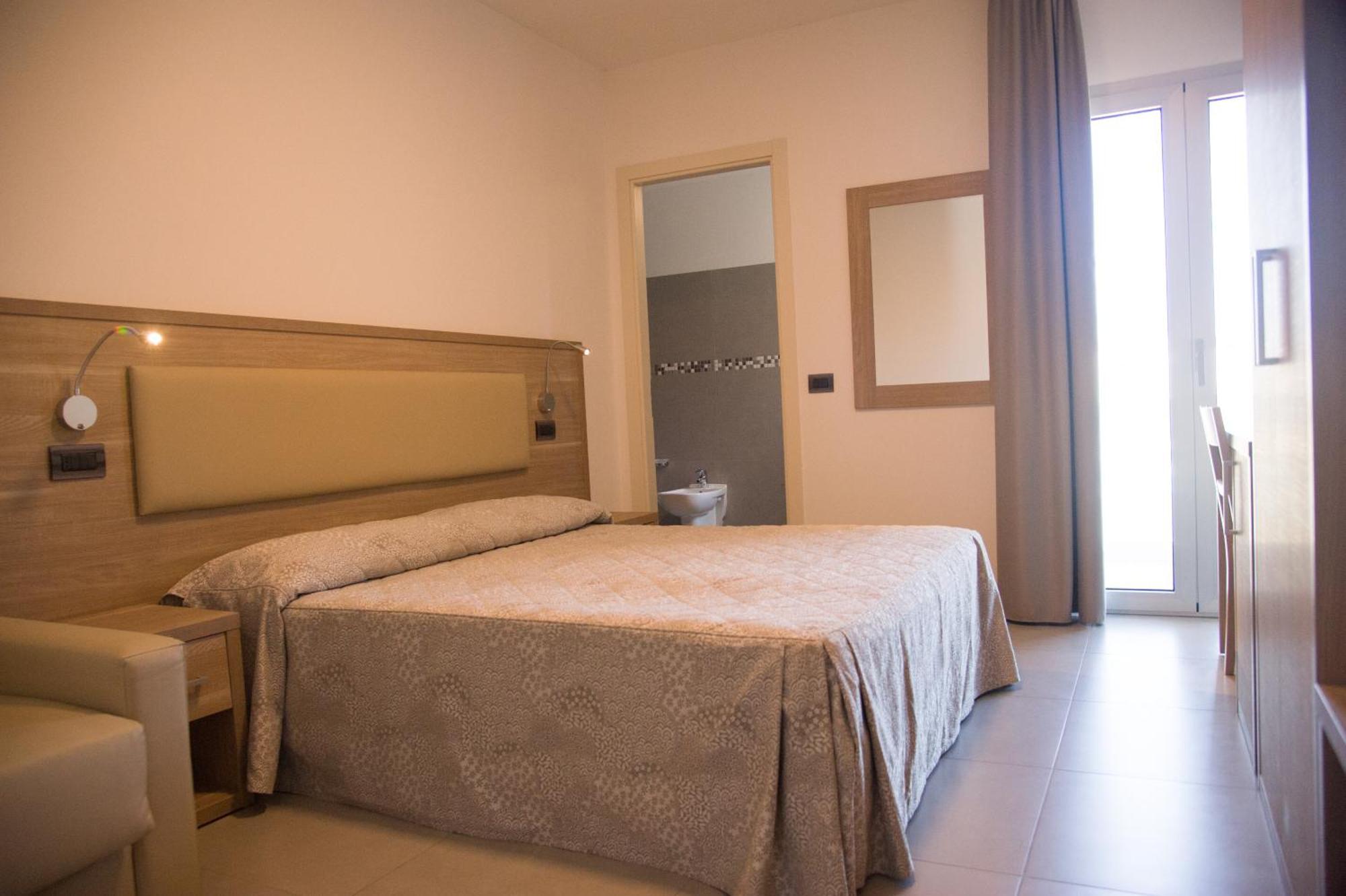 Residence Hotel Albachiara Rimini Exteriör bild