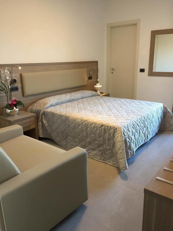 Residence Hotel Albachiara Rimini Rum bild