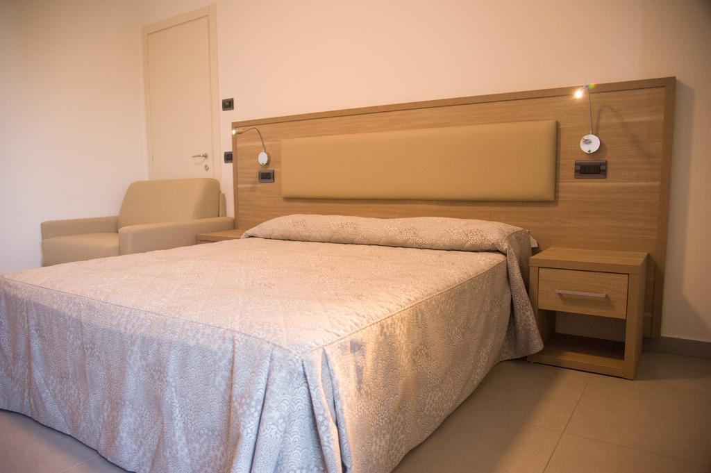 Residence Hotel Albachiara Rimini Exteriör bild