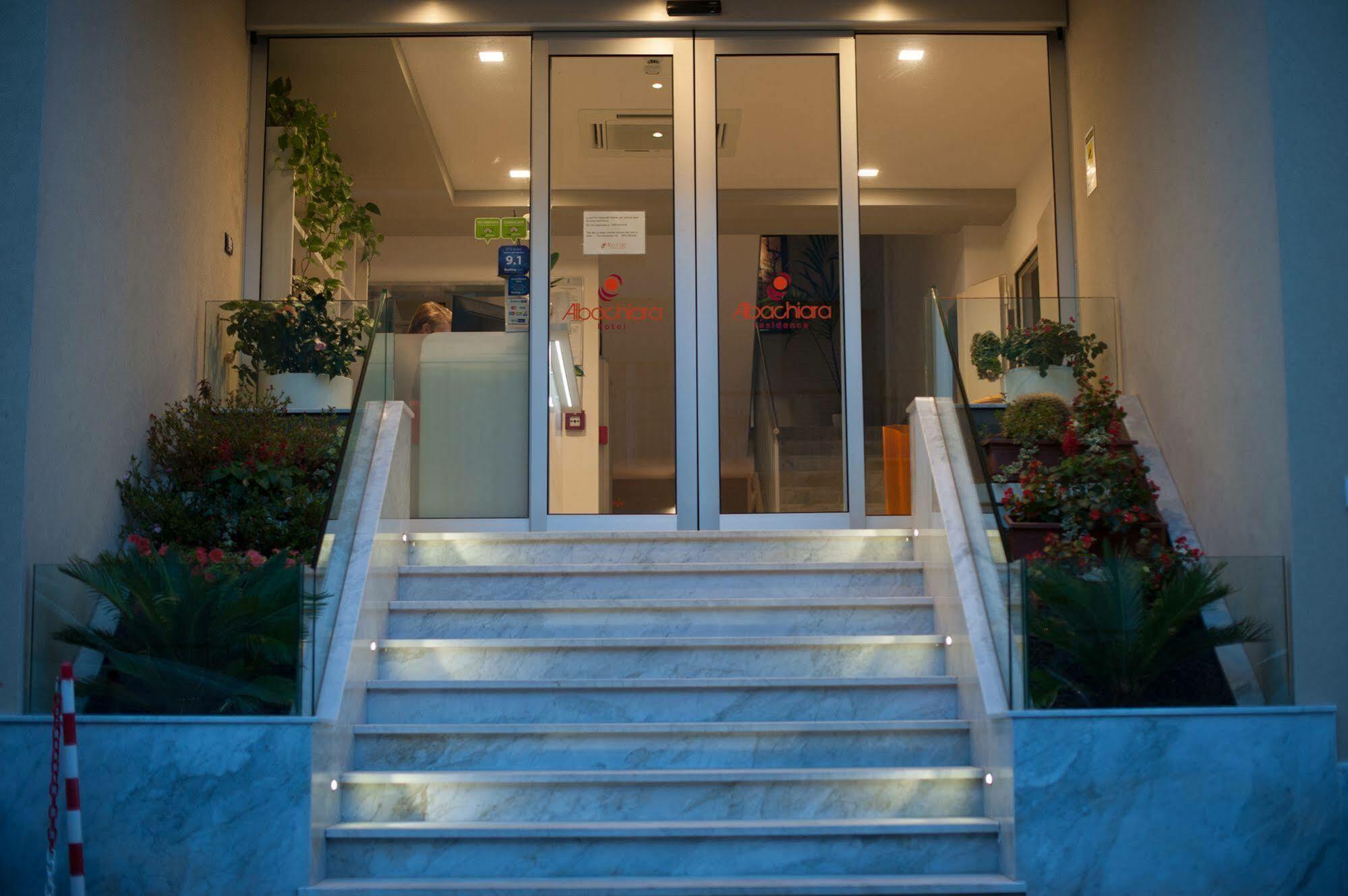 Residence Hotel Albachiara Rimini Exteriör bild